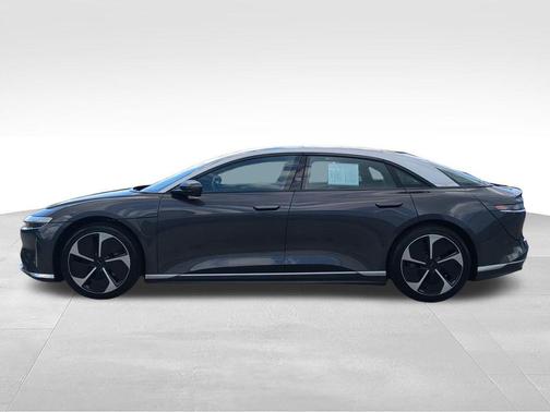 Quantum Gray Metallic 2023 Lucid Air Touring