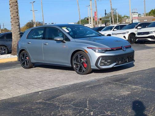 alpine silver metallic 2026 Volkswagen Golf GTI 2.0T SE DSG