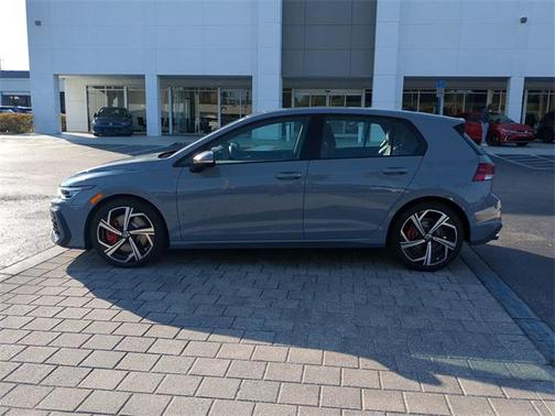 2026 Volkswagen Golf GTI 2.0T SE DSG