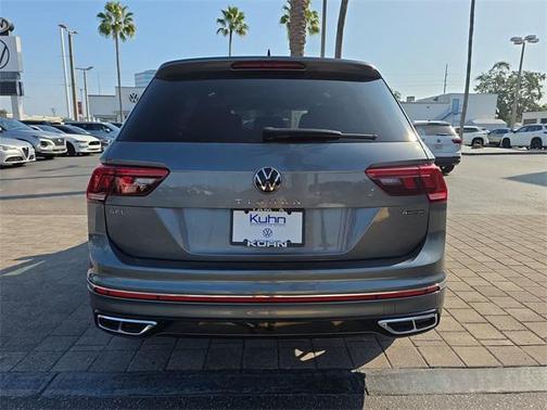 2024 Volkswagen Tiguan 2.0T SEL R-Line 4MOTION
