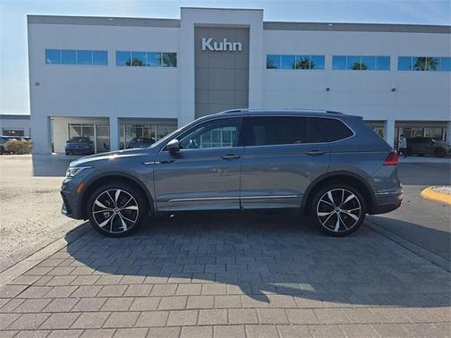 2024 Volkswagen Tiguan 2.0T SEL R-Line 4MOTION
