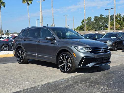 2024 Volkswagen Tiguan 2.0T SEL R-Line 4MOTION
