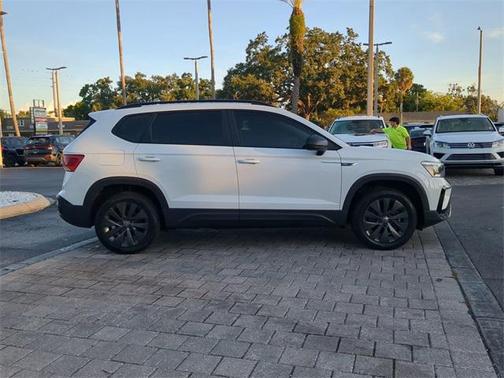 2023 Volkswagen Taos 1.5T S