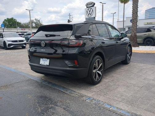 Deep Black Pearl 2023 Volkswagen ID.4 AWD Pro S
