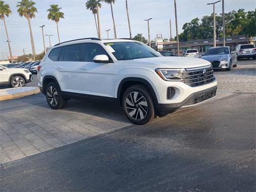 2025 Volkswagen Atlas 2.0T SE w/Technology