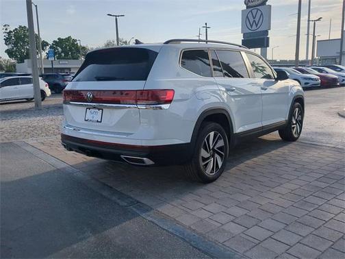 2025 Volkswagen Atlas 2.0T SE w/Technology