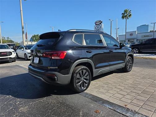 2022 Volkswagen Taos 1.5T S