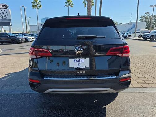 2022 Volkswagen Taos 1.5T S