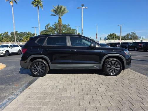 2022 Volkswagen Taos 1.5T S