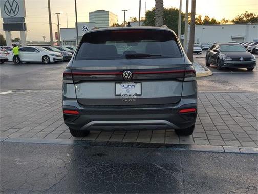 2025 Volkswagen Taos 1.5T S