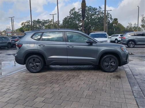 2025 Volkswagen Taos 1.5T S