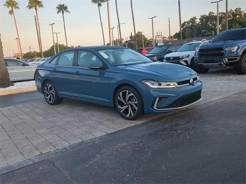 2025 Volkswagen Jetta 1.5T SEL