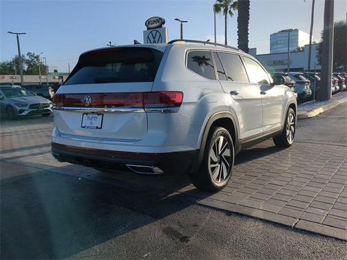 2026 Volkswagen Atlas 2.0T SE w/Technology