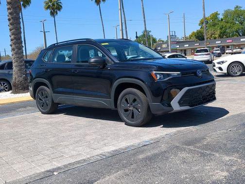 Deep Black Pearl 2026 Volkswagen Taos S