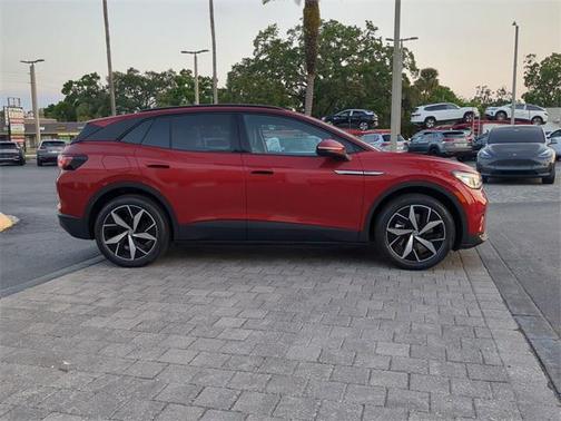 2025 Volkswagen ID.4 Pro