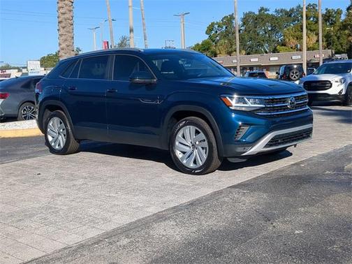 2022 Volkswagen Atlas Cross Sport 3.6L V6 SE w/Technology