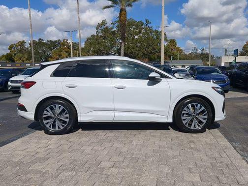 2023 Audi Q4 e-tron Premium Plus 40 RWD