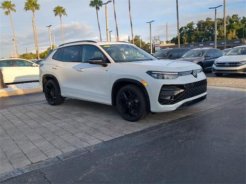 2025 Volkswagen Tiguan 2.0T SE R-Line Black