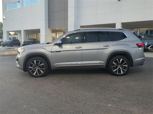 2025 Volkswagen Atlas 2.0T SEL Premium R-Line 4MOTION