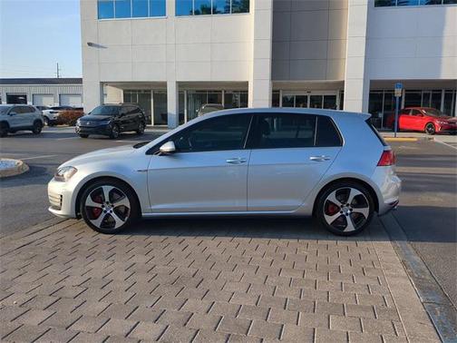 2016 Volkswagen Golf GTI 2.0T Autobahn w/Performance Package 4-Door