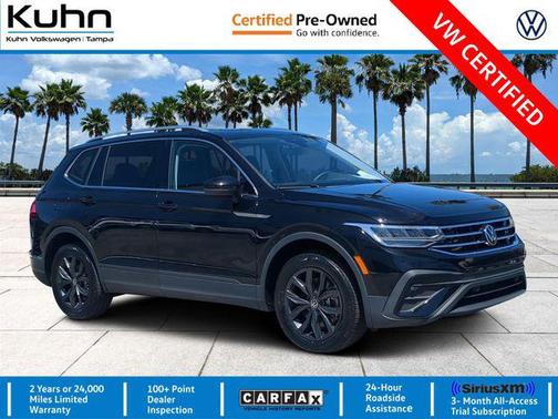 Deep Black Pearl 2024 Volkswagen Tiguan 2.0T SE
