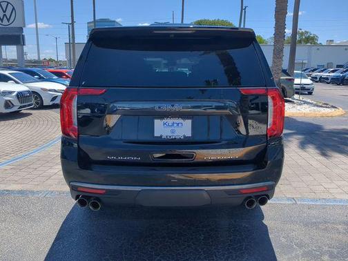 Onyx Black 2023 GMC Yukon XL Denali Ultimate