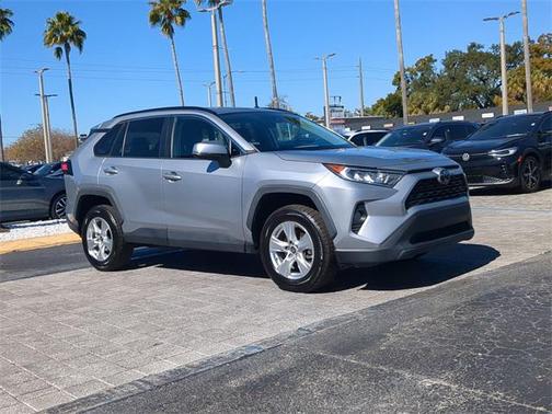2021 Toyota RAV4 XLE