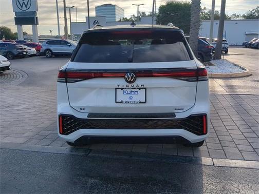 2025 Volkswagen Tiguan 2.0T SE R-Line Black 4MOTION