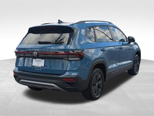Monterey Blue Pearl 2026 Volkswagen Taos S