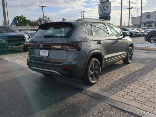 2025 Volkswagen Taos 1.5T S