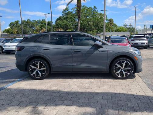 Pure Gray 2023 Volkswagen ID.4 Pro S