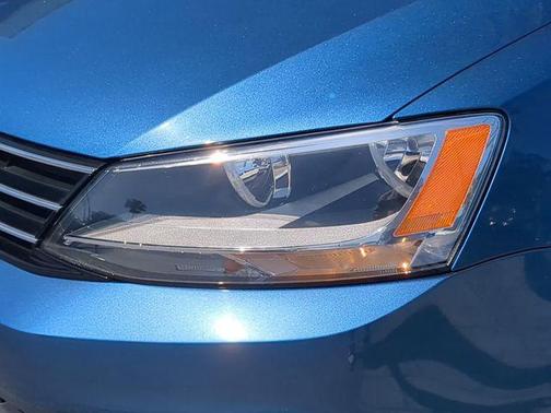Silk Blue Metallic 2015 Volkswagen Jetta 1.8T SE
