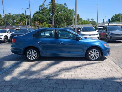 Silk Blue Metallic 2015 Volkswagen Jetta 1.8T SE