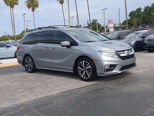 Lunar Silver Metallic 2020 Honda Odyssey Elite