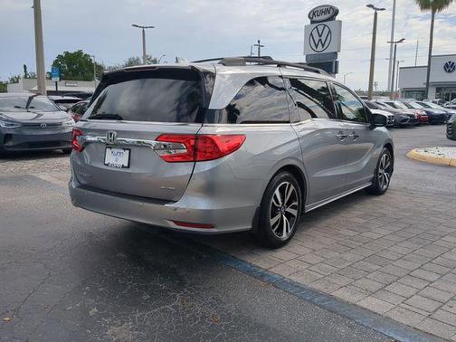 Lunar Silver Metallic 2020 Honda Odyssey Elite
