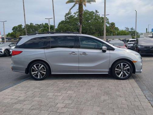 Lunar Silver Metallic 2020 Honda Odyssey Elite