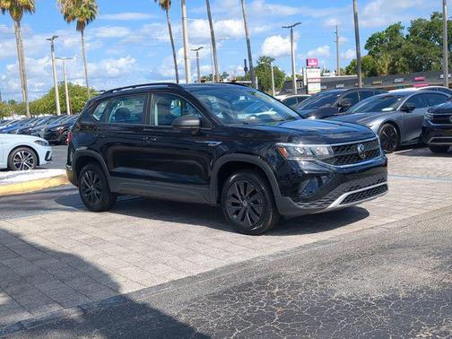 Deep Black Pearl 2023 Volkswagen Taos 1.5T S