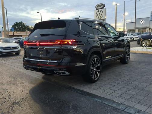 2026 Volkswagen Atlas 2.0T SEL Premium R-Line 4MOTION