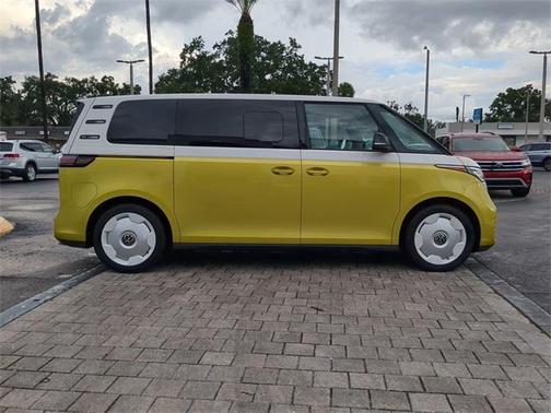 2025 Volkswagen ID. Buzz 1st Edition with 4MOTION