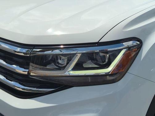 2023 Volkswagen Atlas 3.6L SE w/Technology