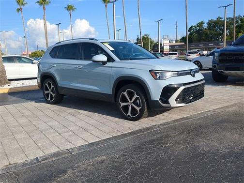 2025 Volkswagen Taos 1.5T SEL