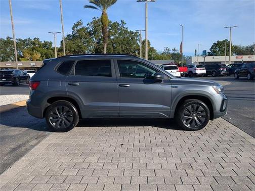 2023 Volkswagen Taos 1.5T S