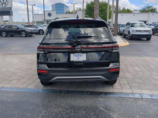 2025 Volkswagen Taos 1.5T S