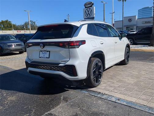 2026 Volkswagen Tiguan 2.0T SEL R-Line 4MOTION