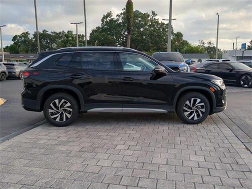 2025 Volkswagen Tiguan 2.0T S