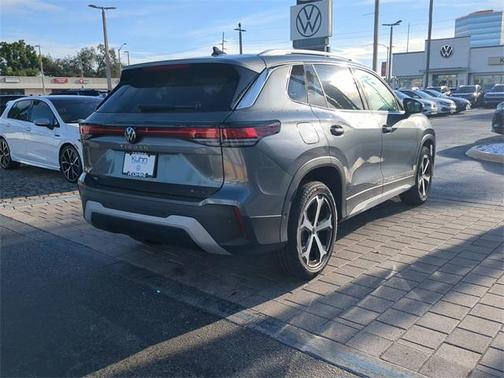 2025 Volkswagen Tiguan 2.0T SE 4MOTION