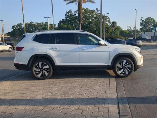 2025 Volkswagen Atlas 2.0T SEL