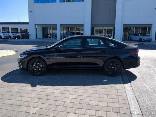 2026 Volkswagen Jetta 1.4T SE