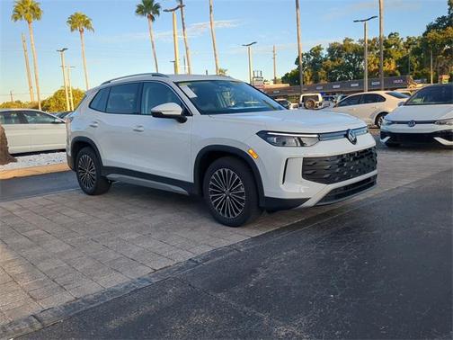 2025 Volkswagen Tiguan 2.0T S