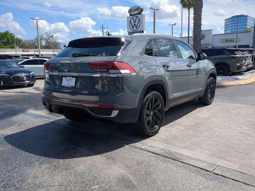 Pure Gray 2023 Volkswagen Atlas Cross Sport 3.6L V6 SE w/Technology
